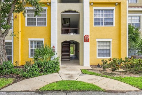 Condo in Sarasota, Florida, 1 bedroom  № 2203909