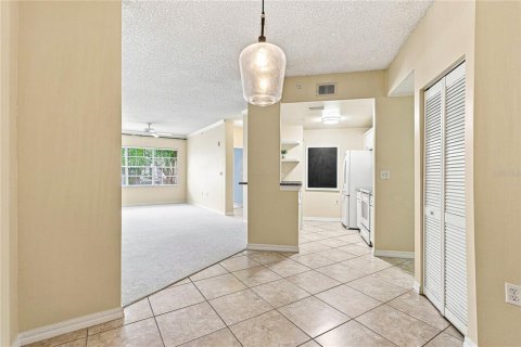 Condo in Sarasota, Florida, 1 bedroom № 2203909 - photo 3