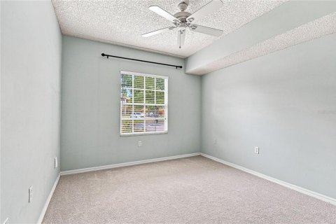 Condo in Sarasota, Florida, 1 bedroom № 2203909 - photo 12