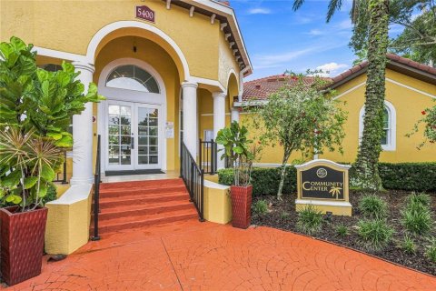 Condo in Sarasota, Florida, 1 bedroom № 2203909 - photo 19