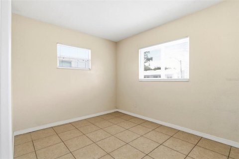 Apartment in Saint Petersburg, Florida 2 bedrooms, 58.06 sq.m. № 2166215 - photo 14