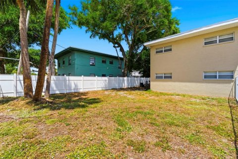 Apartment in Saint Petersburg, Florida 2 bedrooms, 58.06 sq.m. № 2166215 - photo 25