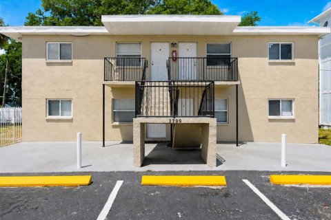Apartamento en Saint Petersburg, Florida 2 dormitorios, 58.06 m2 № 2166215