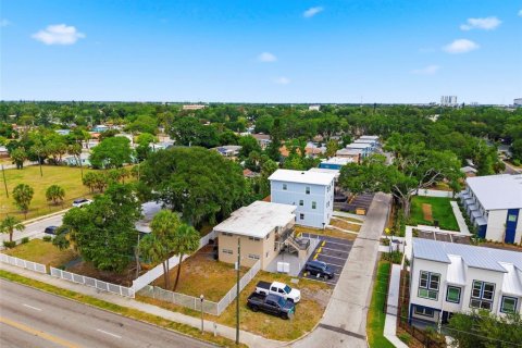 Apartment in Saint Petersburg, Florida 2 bedrooms, 58.06 sq.m. № 2166215 - photo 28