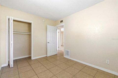 Apartment in Saint Petersburg, Florida 2 bedrooms, 58.06 sq.m. № 2166215 - photo 19
