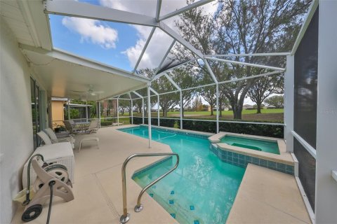 House in Sun City Center, Florida 2 bedrooms, 175.12 sq.m. № 1444438 - photo 2