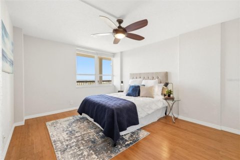Condominio en venta en Saint Pete Beach, Florida, 2 dormitorios, 121.7 m2 № 2222485 - foto 18