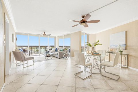 Condominio en venta en Saint Pete Beach, Florida, 2 dormitorios, 121.7 m2 № 2222485 - foto 4