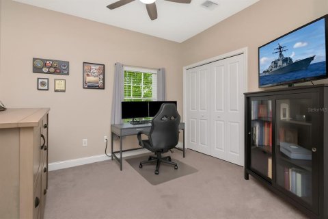Townhouse in New Port Richey, Florida 3 bedrooms, 233.18 sq.m. № 1813435 - photo 27