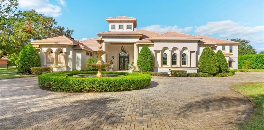 Casa en Plant City, Florida 5 dormitorios, 830.27 m2 № 1512288