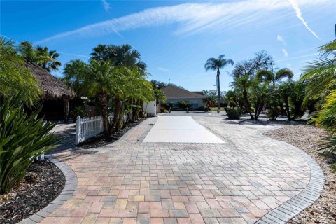 Terreno en venta en Lutz, Florida № 2099306 - foto 5