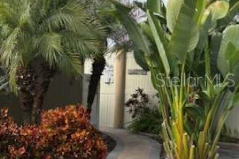 Terreno en venta en Lutz, Florida № 2099306 - foto 9