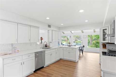 Villa ou maison à vendre à Lutz, Floride: 4 chambres, 354.42 m2 № 2151159 - photo 7