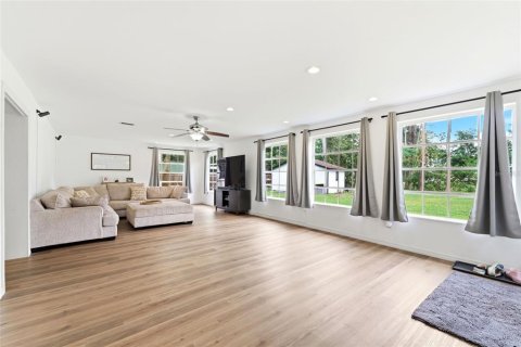 Villa ou maison à vendre à Lutz, Floride: 4 chambres, 354.42 m2 № 2151159 - photo 9