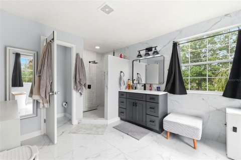 Villa ou maison à vendre à Lutz, Floride: 4 chambres, 354.42 m2 № 2151159 - photo 22