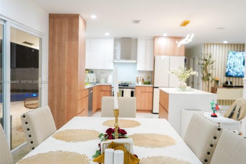 Снять в аренду виллу или дом в Корал-Спрингс, Флорида 3 спальни, 127.65м2, № 1989251 - фото 28