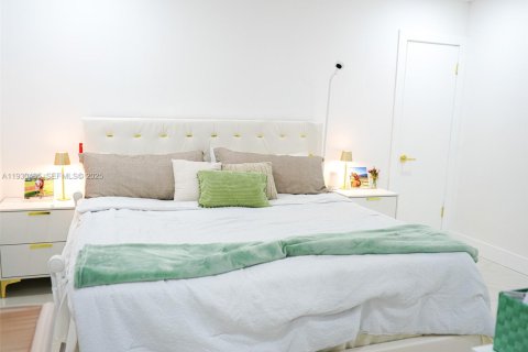 Снять в аренду виллу или дом в Корал-Спрингс, Флорида 3 спальни, 127.65м2, № 1989251 - фото 18