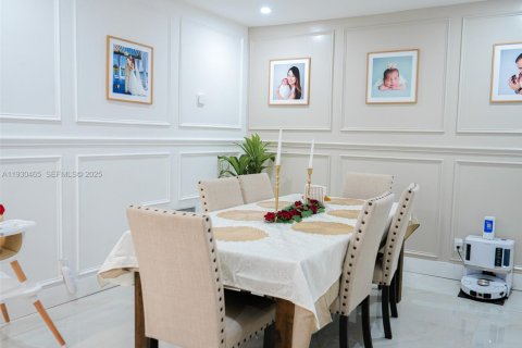 Снять в аренду виллу или дом в Корал-Спрингс, Флорида 3 спальни, 127.65м2, № 1989251 - фото 26