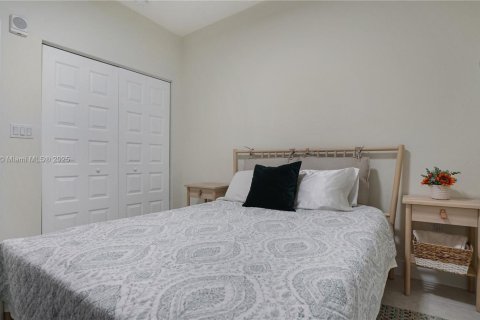 Condo in Doral, Florida, 3 bedrooms  № 1753136 - photo 16