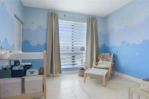 Condo in Doral, Florida, 3 bedrooms  № 1753136 - photo 20