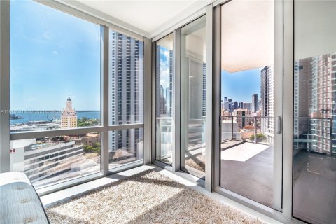 Condo in Miami, Florida, 3 bedrooms  № 1924122 - photo 10