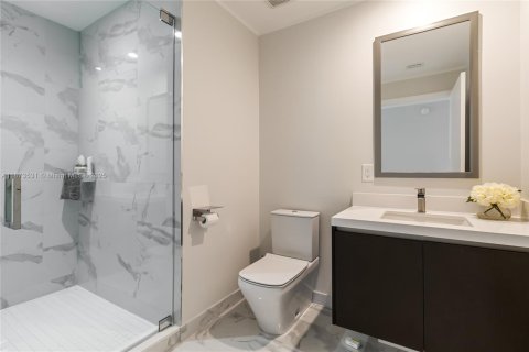 Condo in Miami, Florida, 3 bedrooms  № 1924122 - photo 14