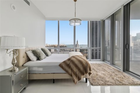Condo in Miami, Florida, 3 bedrooms  № 1924122 - photo 8