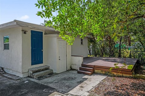 Villa ou maison à vendre à Tampa, Floride: 3 chambres, 100.33 m2 № 2395770 - photo 25
