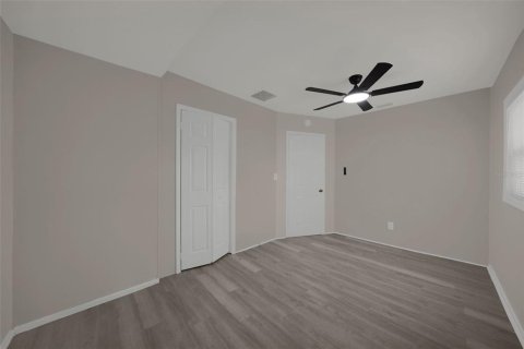 Villa ou maison à vendre à Tampa, Floride: 3 chambres, 100.33 m2 № 2395770 - photo 21