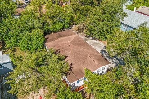 Villa ou maison à vendre à Tampa, Floride: 3 chambres, 100.33 m2 № 2395770 - photo 30