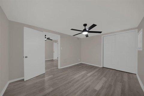 Villa ou maison à vendre à Tampa, Floride: 3 chambres, 100.33 m2 № 2395770 - photo 19