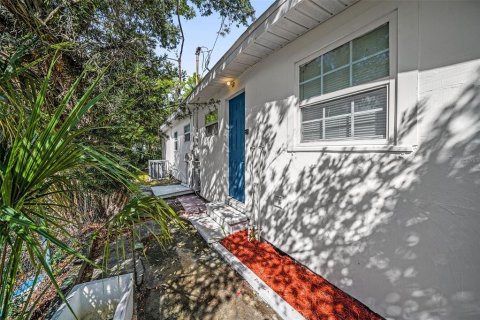 Villa ou maison à vendre à Tampa, Floride: 3 chambres, 100.33 m2 № 2395770 - photo 28