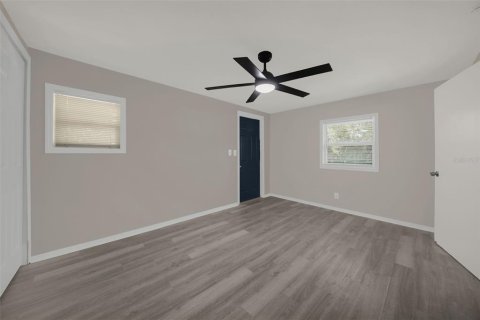 Villa ou maison à vendre à Tampa, Floride: 3 chambres, 100.33 m2 № 2395770 - photo 18