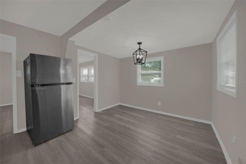 Villa ou maison à vendre à Tampa, Floride: 3 chambres, 100.33 m2 № 2395770 - photo 12