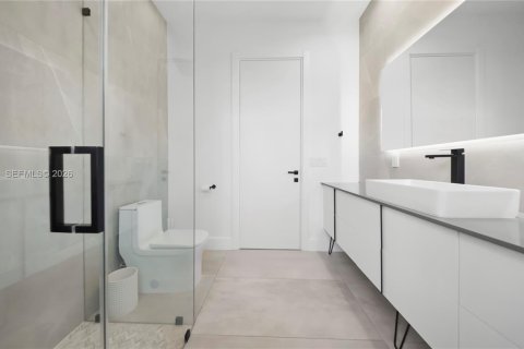 Купить виллу или дом в Форт-Лодердейл, Флорида 4 спальни, 266.72м2, № 2020004 - фото 5