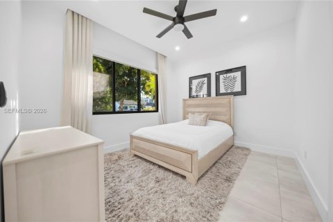 Купить виллу или дом в Форт-Лодердейл, Флорида 4 спальни, 266.72м2, № 2020004 - фото 17