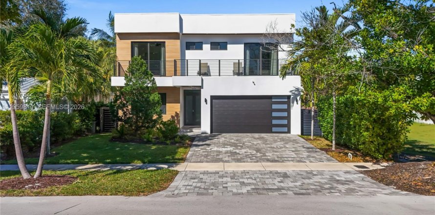 Дом в Форт-Лодердейл, Флорида 4 спальни, 266.72м2 № 2020004