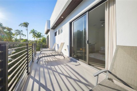 Купить виллу или дом в Форт-Лодердейл, Флорида 4 спальни, 266.72м2, № 2020004 - фото 25