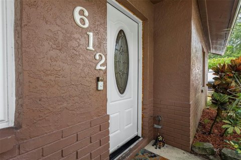 House in Tarpon Springs, Florida 2 bedrooms, 100.15 sq.m. № 2355852 - photo 4