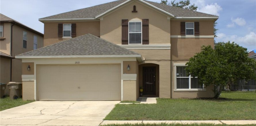 House in Clermont, Florida 4 bedrooms, 222.04 sq.m. № 1831833