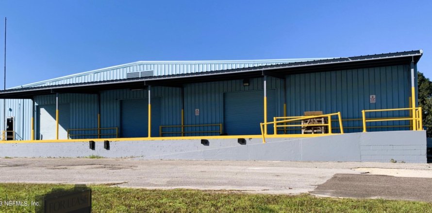 Propiedad comercial en Orange Park, Florida 1672.24 m2 № 829591