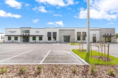 Commercial property in The Villages, Florida № 1717137 - photo 13
