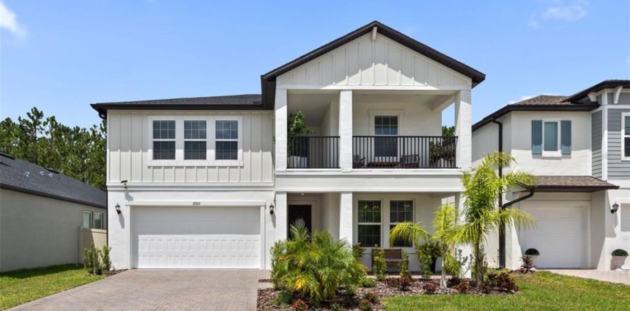 Casa en Lutz, Florida 5 dormitorios, 309.74 m2 № 1879617