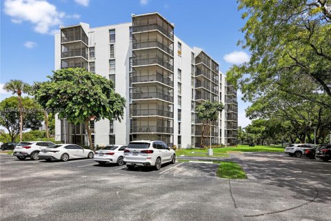 Condo in Aventura, Florida, 2 bedrooms  № 2186144