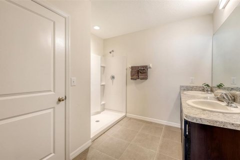 House in Palmetto, Florida 3 bedrooms, 155.33 sq.m. № 1802890 - photo 26