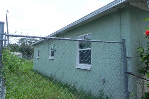 Casa en venta en Saint Petersburg, Florida, 3 dormitorios, 85.93 m2 № 2236291 - foto 2