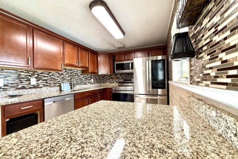 Casa en venta en Port St. Lucie, Florida, 3 dormitorios, 107.02 m2 № 2340489 - foto 6