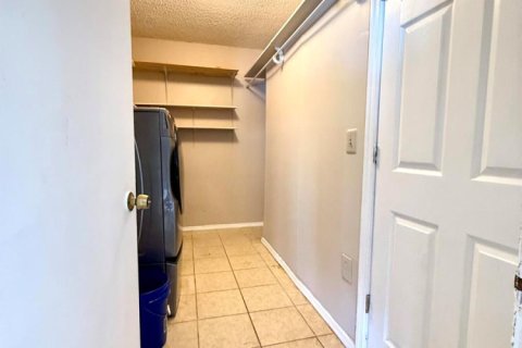 Casa en venta en Port St. Lucie, Florida, 3 dormitorios, 107.02 m2 № 2340489 - foto 7