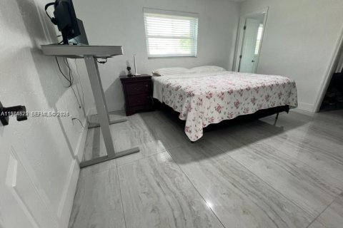 Casa en alquiler en Sunrise, Florida, 3 dormitorios, 147.16 m2 № 2026433 - foto 15