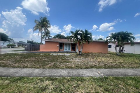 Casa en alquiler en Sunrise, Florida, 3 dormitorios, 147.16 m2 № 2026433 - foto 23